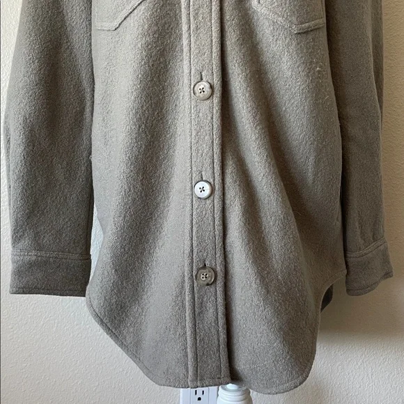 Aritzia Wilfred Free The Ganna™ Shirt Jacket - Picture 3 of 8